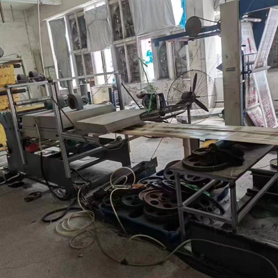 Sử dụng bốn màu thông minh cắt và máy in tự động